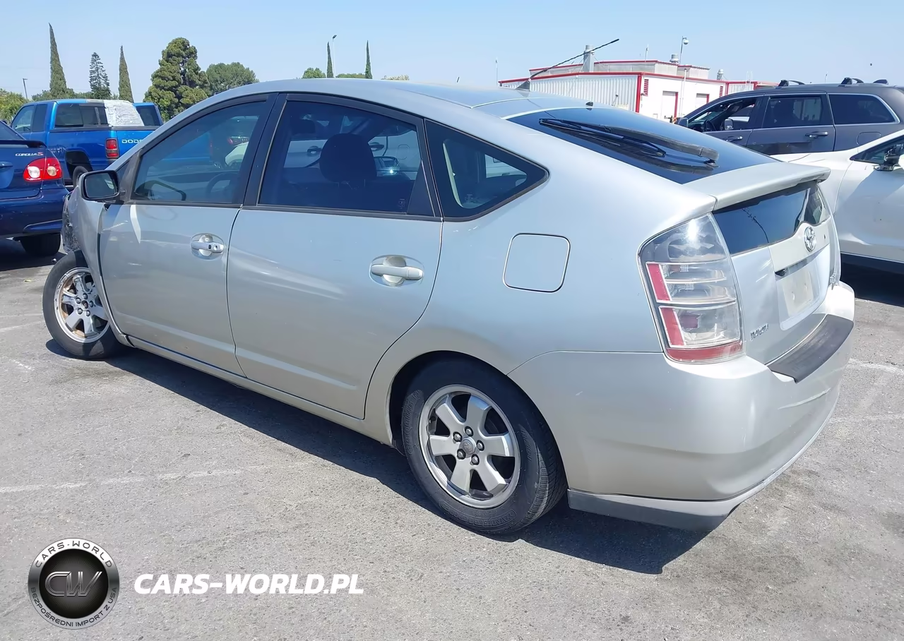 2004 Toyota Prius VIN:JTDKB20U840031651 - 3