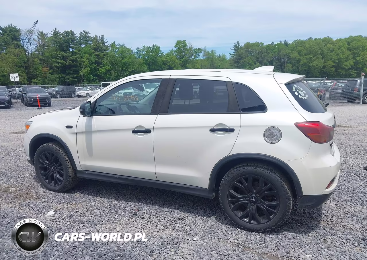 2019 Mitsubishi Outlander Sport 2.0 Le VIN:JA4AR3AU9KU016054 - 14