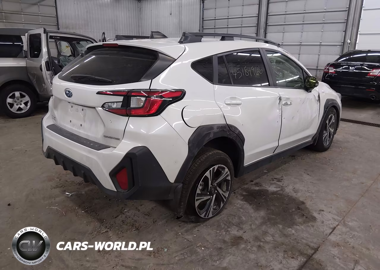 2024 Subaru Crosstrek Premium VIN:JF2GUADCXR8883649 - 4