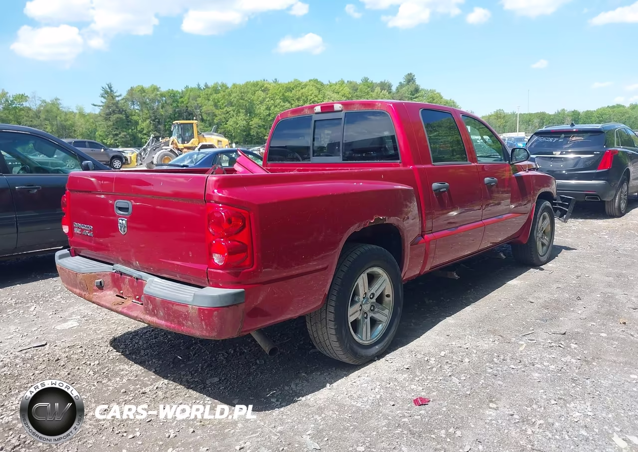2007 Dodge Dakota Slt VIN:1D7HW48N67S268970 - 4
