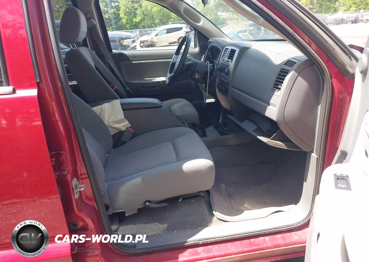 2007 Dodge Dakota Slt VIN:1D7HW48N67S268970 - 5