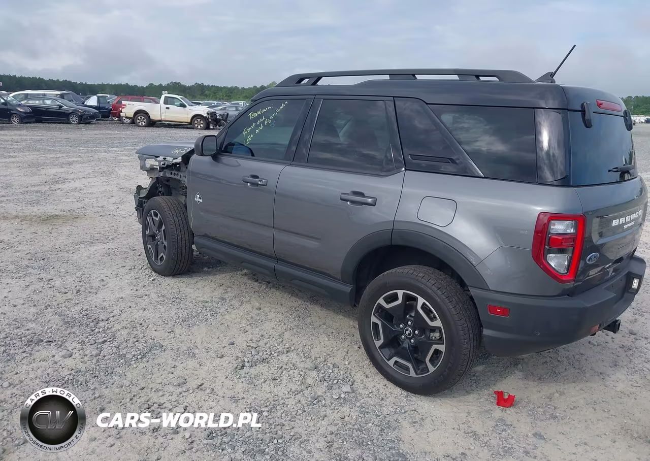 2022 Ford Bronco Sport Outer Banks VIN:3FMCR9C6XNRD88395 - 3