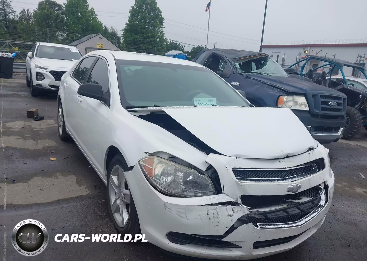2011 Chevrolet Malibu Ls – zdjęcie 1 z 17