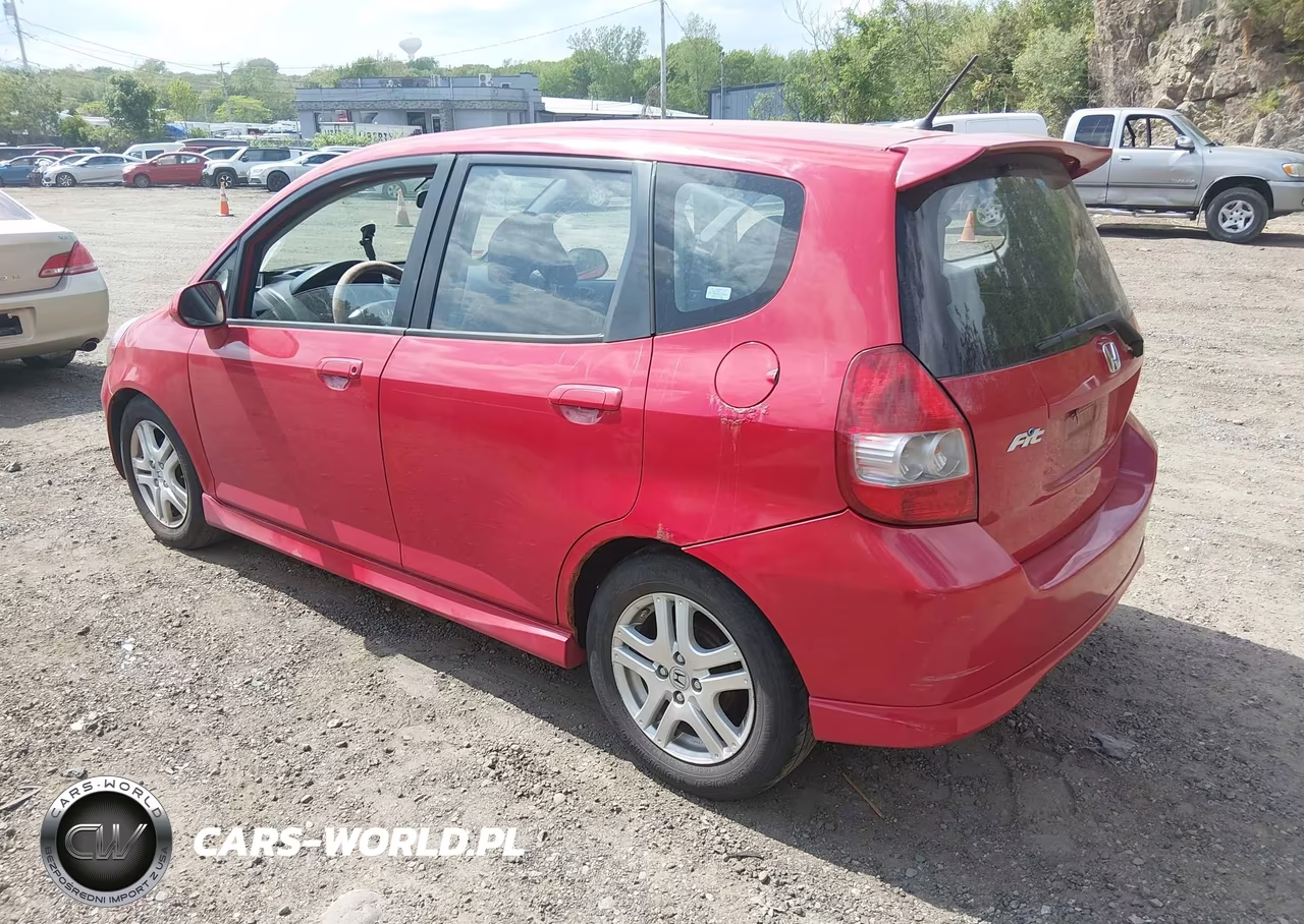 2008 Honda Fit Sport VIN:JHMGD38688S017379 - 3