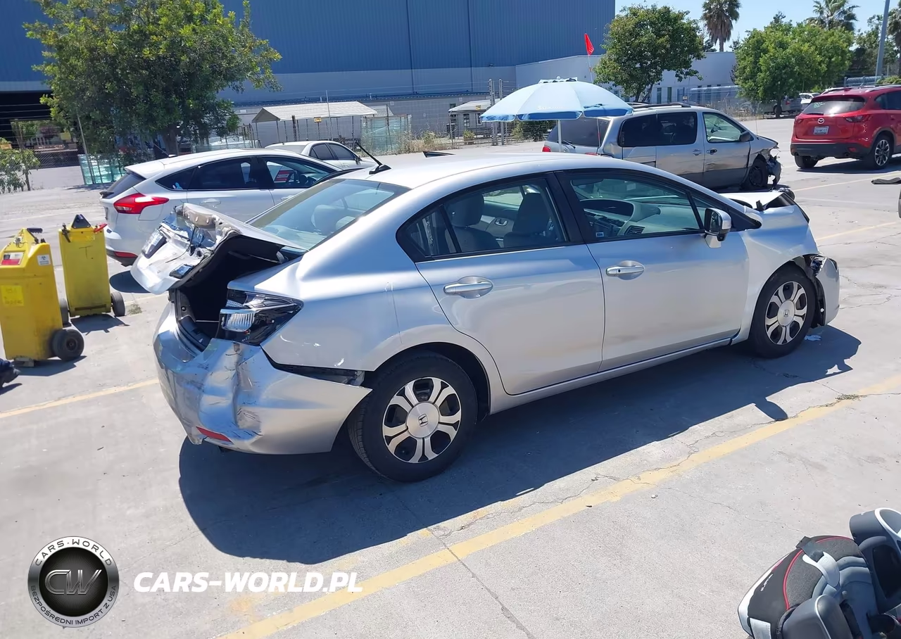 2015 Honda Civic Hybrid VIN:19XFB4F34FE200179 - 4