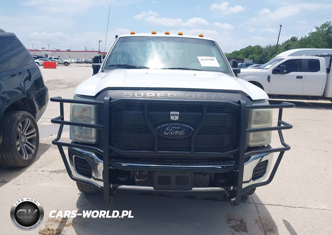 2016 Ford F-350 Chassis Xl VIN:1FD8W3HTXGEB50868 - 12