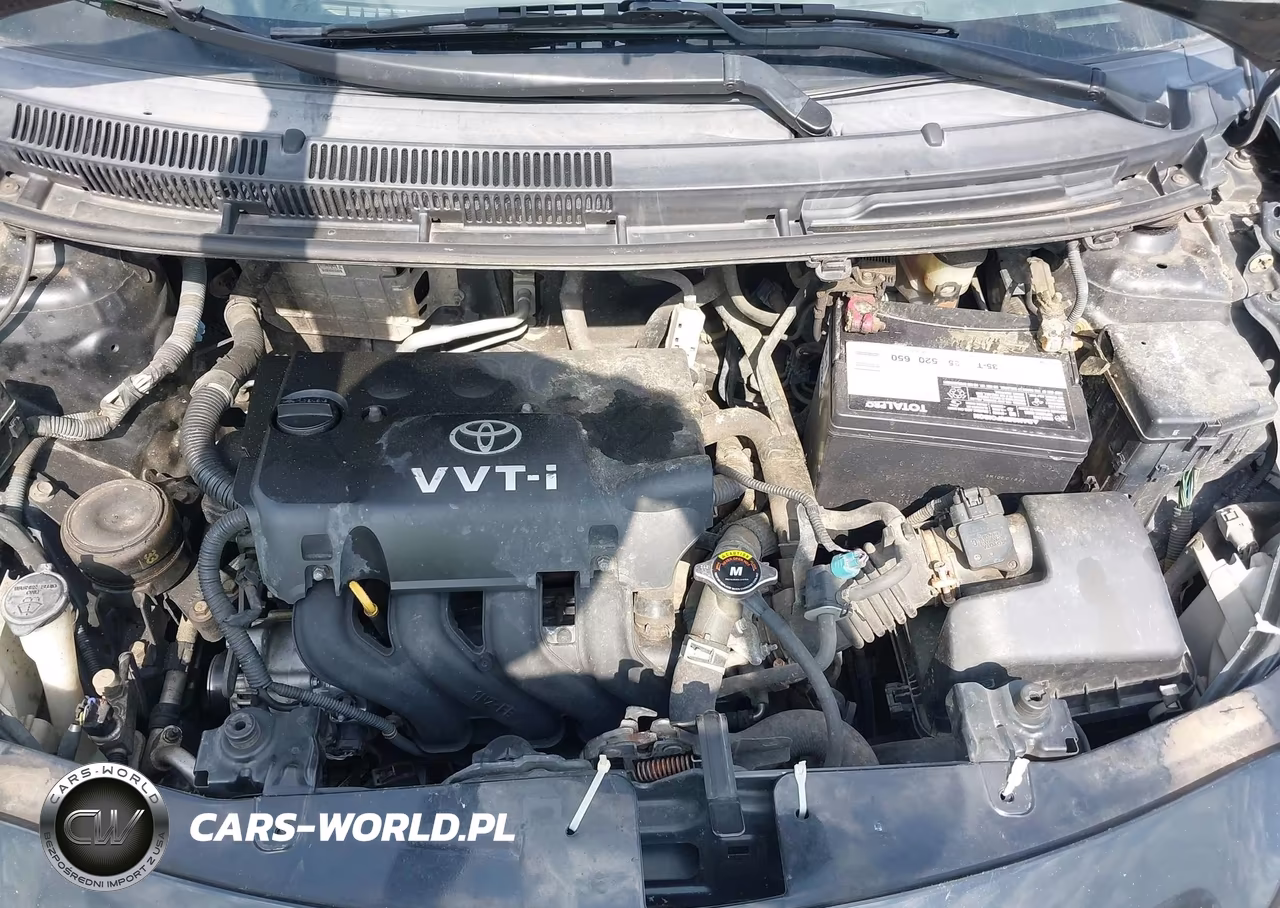 2010 Toyota Yaris VIN:JTDBT4K31A1367225 - 10