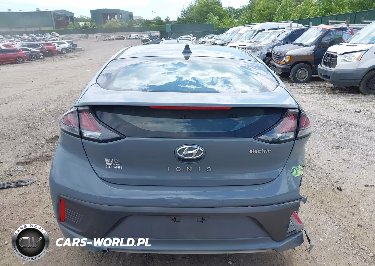 2020 Hyundai Ioniq Electric Limited VIN:KMHC85LJ8LU062083 - 16