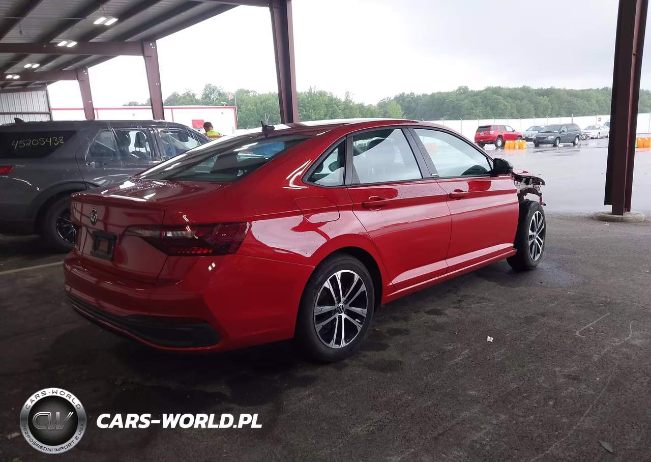 2024 Volkswagen Jetta 1.5T Sport VIN:3VWBM7BU7RM060631 - 4