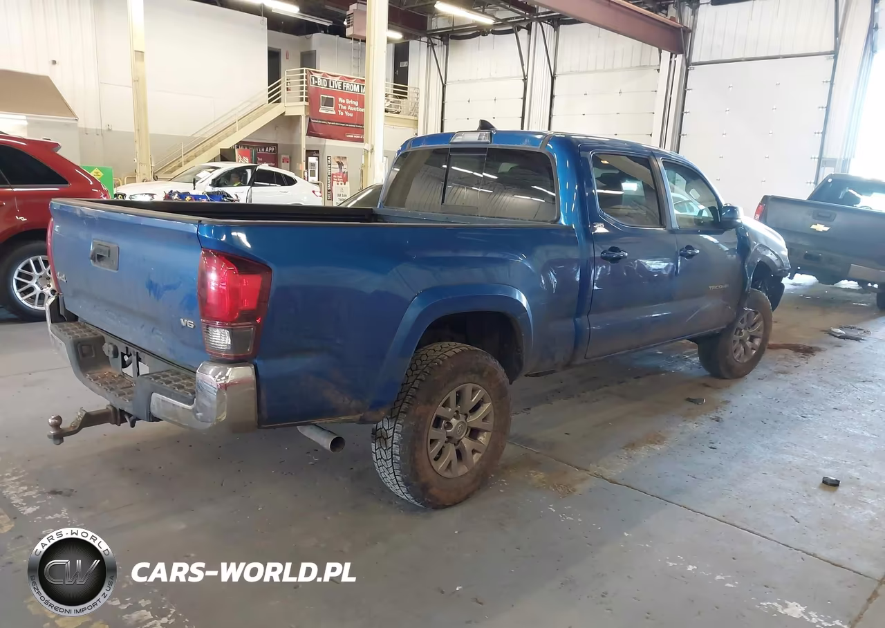 2018 Toyota Tacoma Sr5 V6 VIN:3TMDZ5BN2JM050717 - 4