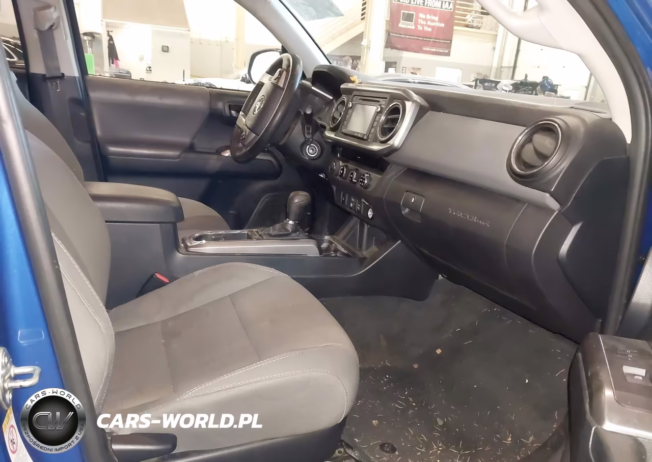2018 Toyota Tacoma Sr5 V6 VIN:3TMDZ5BN2JM050717 - 5