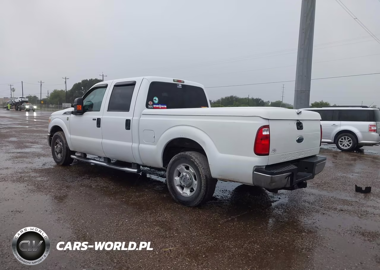 2011 Ford F-250 Xlt VIN:1FT7W2A69BEB71668 - 3