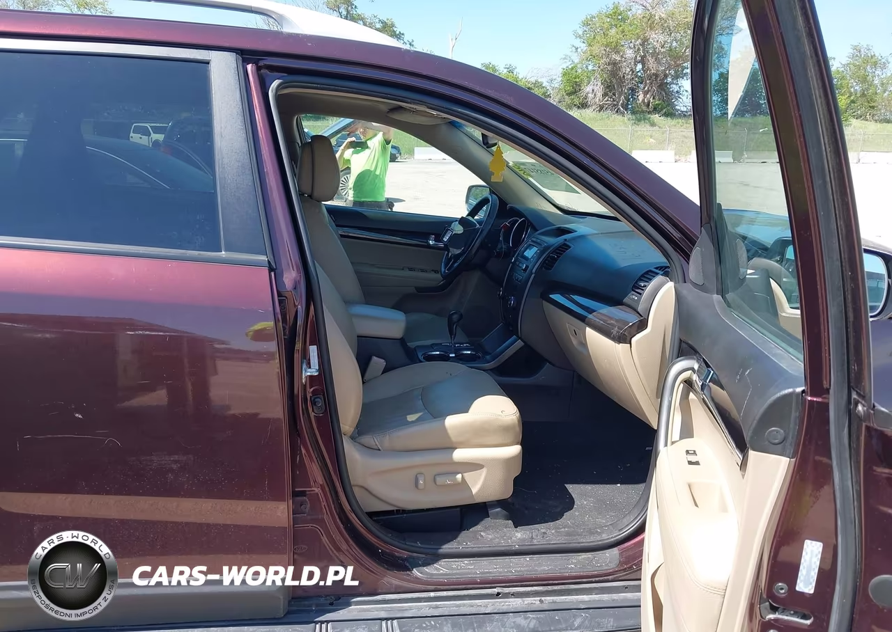 2012 Kia Sorento Ex V6 VIN:5XYKUDA22CG199538 - 5
