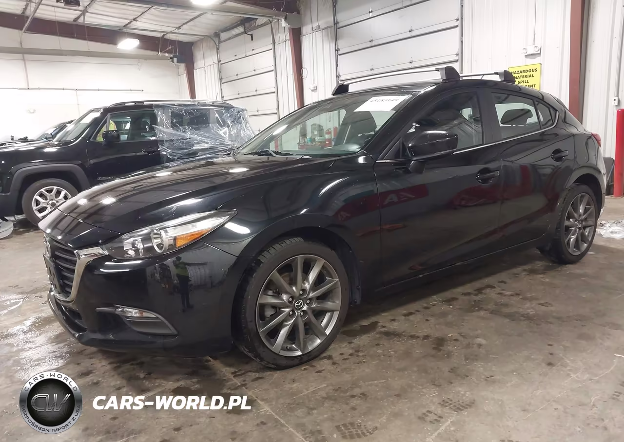 2018 Mazda Mazda3 Touring VIN:3MZBN1L31JM207496 - 2