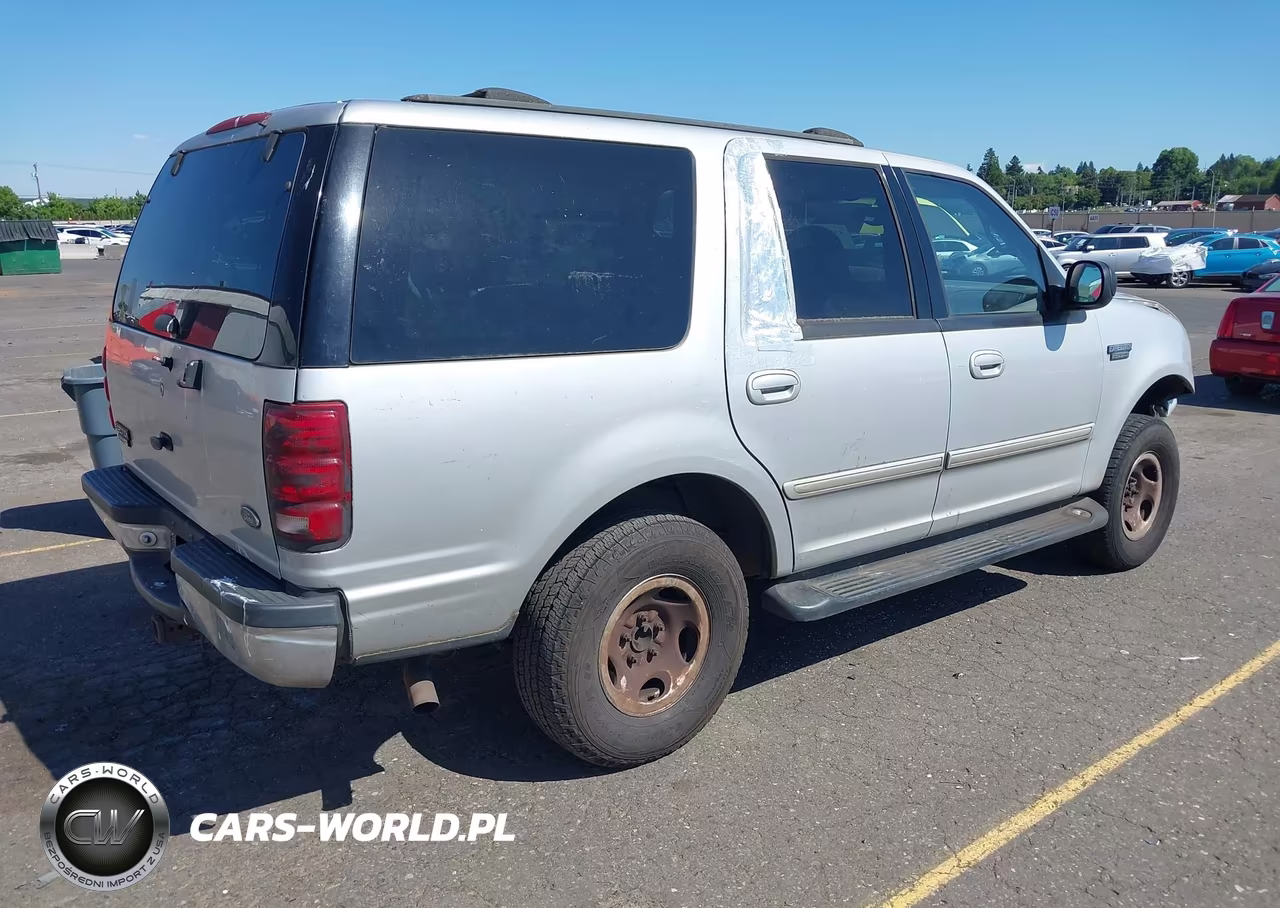 2002 Ford Expedition Xlt VIN:1FMPU16L52LA87921 - 4
