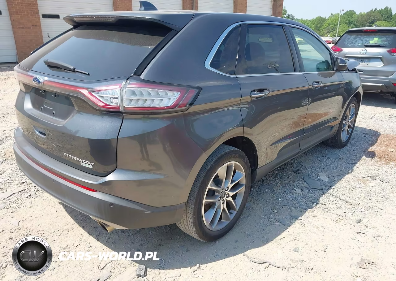 2015 Ford Edge Titanium VIN:2FMTK3K95FBB24952 - 4
