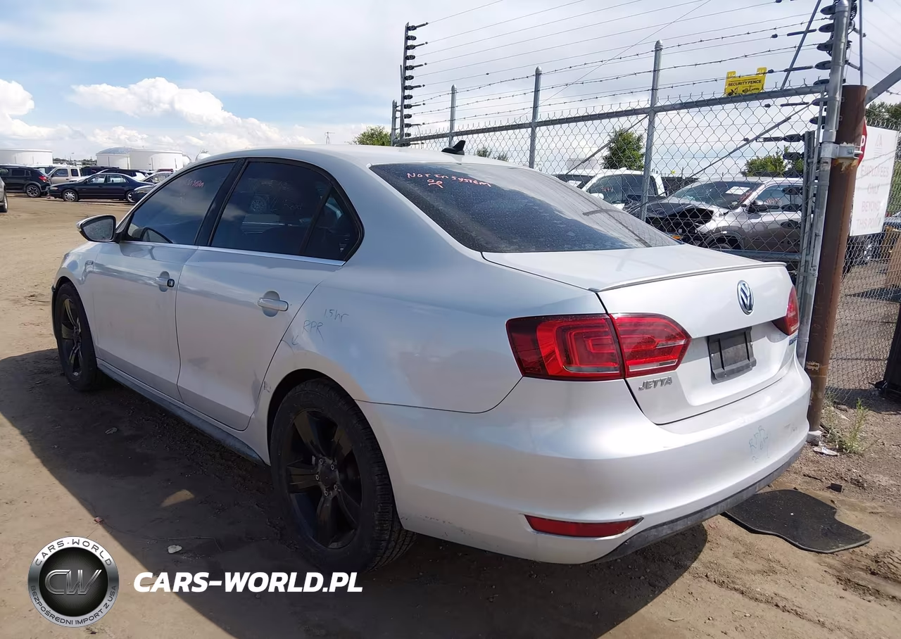 2013 Volkswagen Jetta Hybrid Se VIN:3VW637AJ1DM308053 - 3