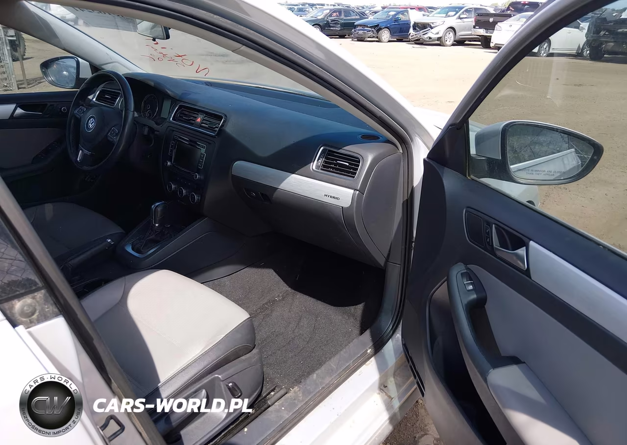 2013 Volkswagen Jetta Hybrid Se VIN:3VW637AJ1DM308053 - 5