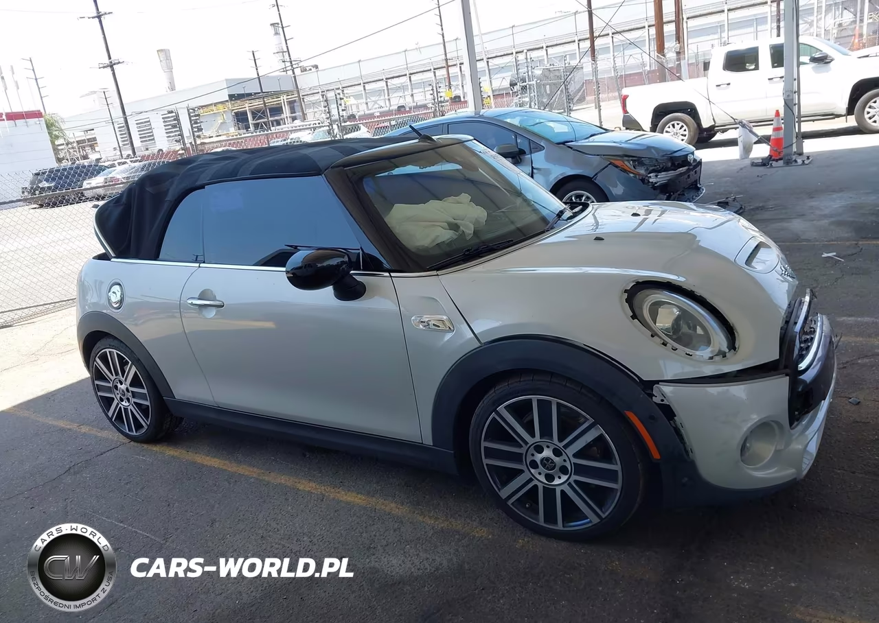 2020 Mini Convertible Cooper S VIN:WMWWJ5C07L3L70717 - 13