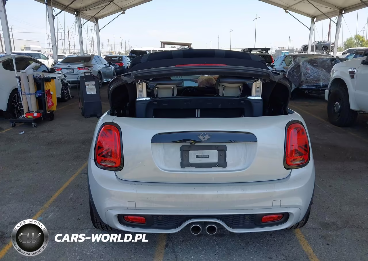 2020 Mini Convertible Cooper S VIN:WMWWJ5C07L3L70717 - 16