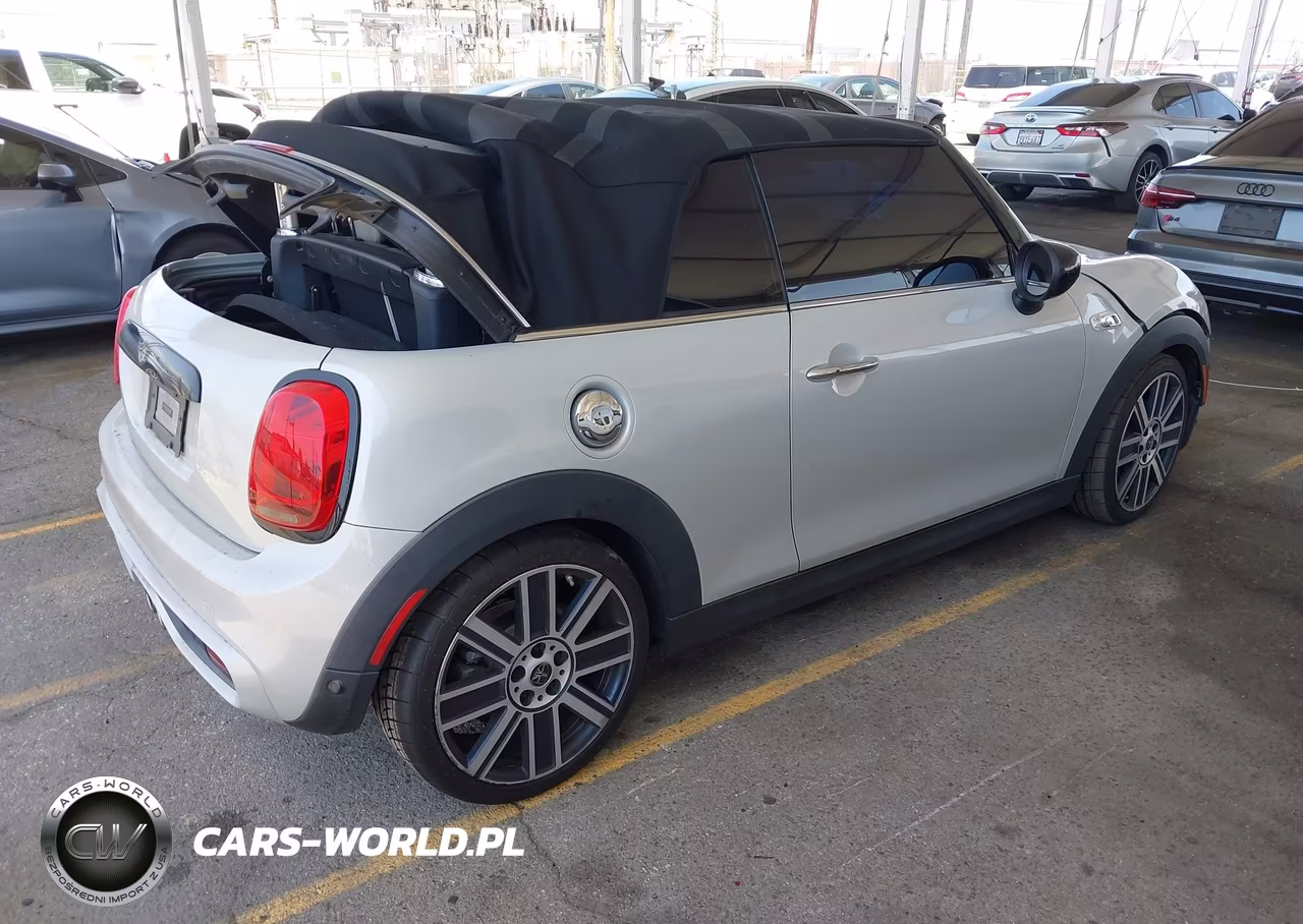 2020 Mini Convertible Cooper S VIN:WMWWJ5C07L3L70717 - 4