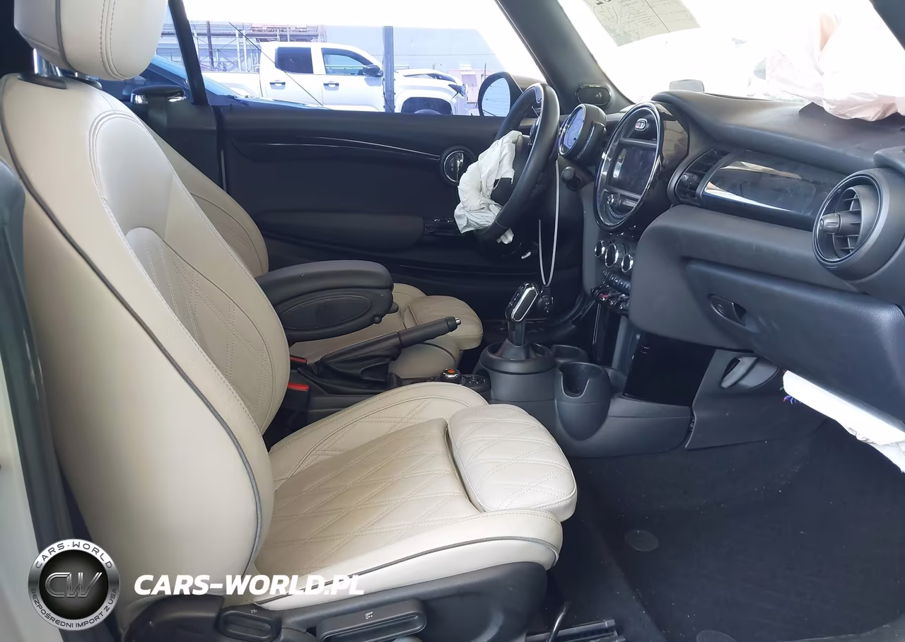 2020 Mini Convertible Cooper S VIN:WMWWJ5C07L3L70717 - 5