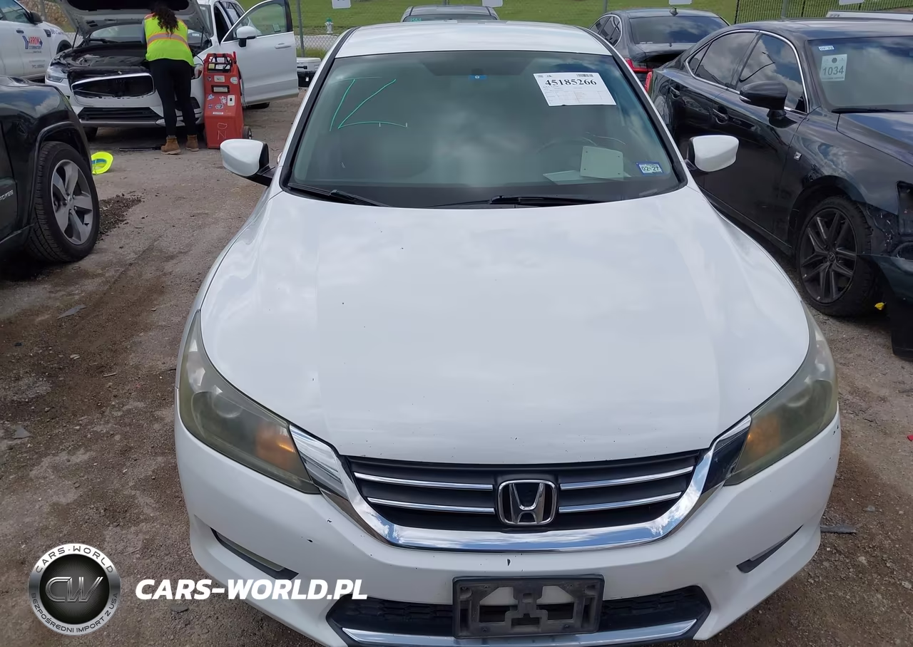 2015 Honda Accord Sport VIN:1HGCR2F59FA072983 - 12
