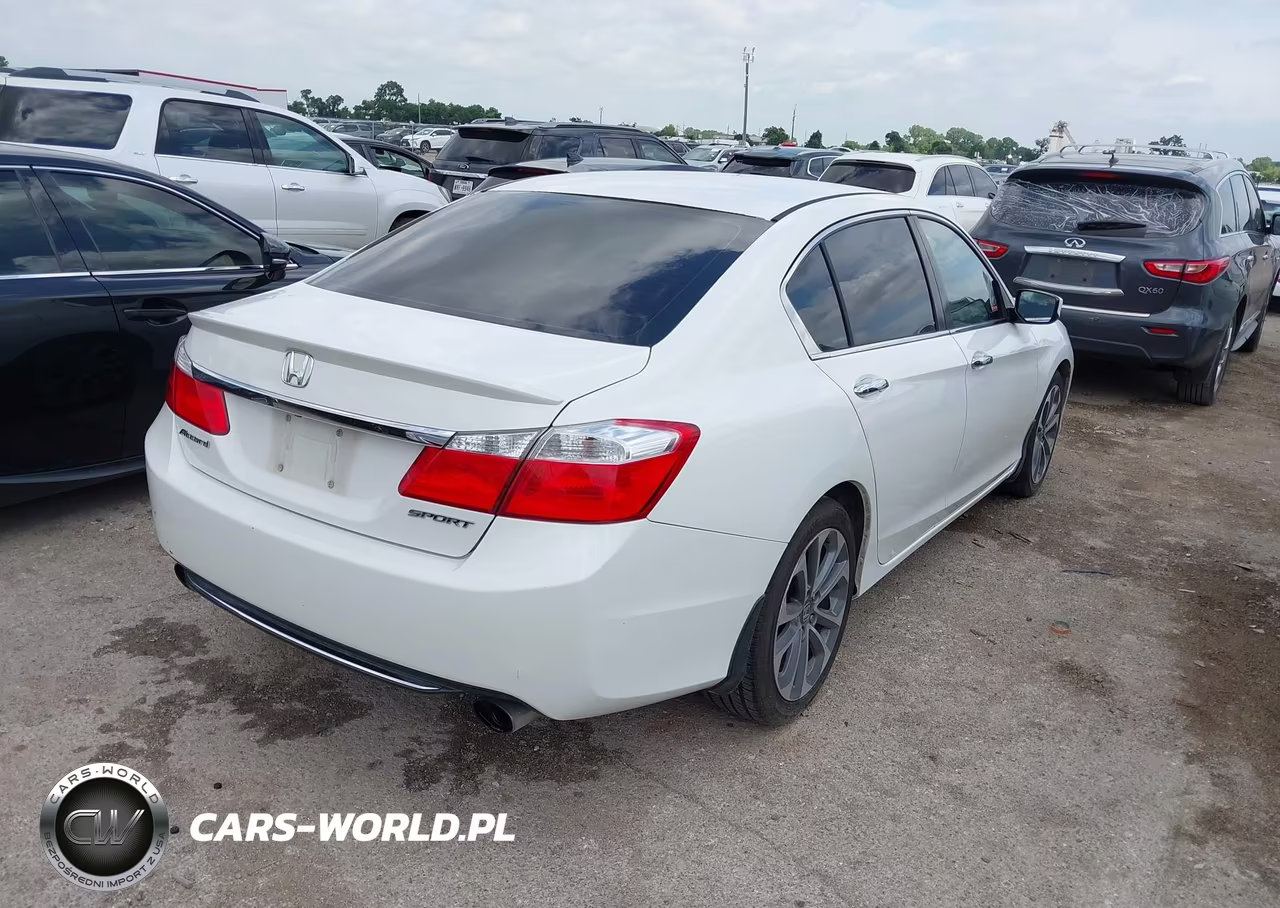 2015 Honda Accord Sport VIN:1HGCR2F59FA072983 - 4