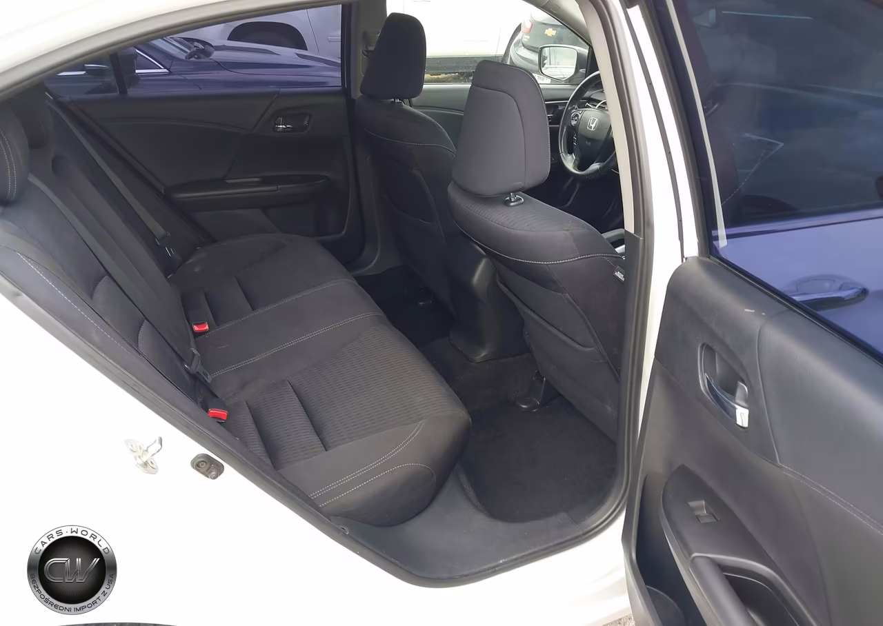 2015 Honda Accord Sport VIN:1HGCR2F59FA072983 - 8