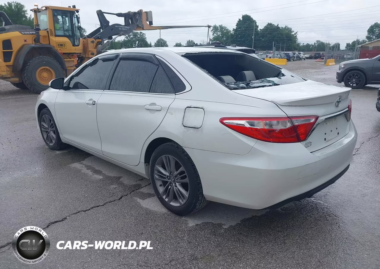 2017 Toyota Camry Se VIN:4T1BF1FK2HU423071 - 3
