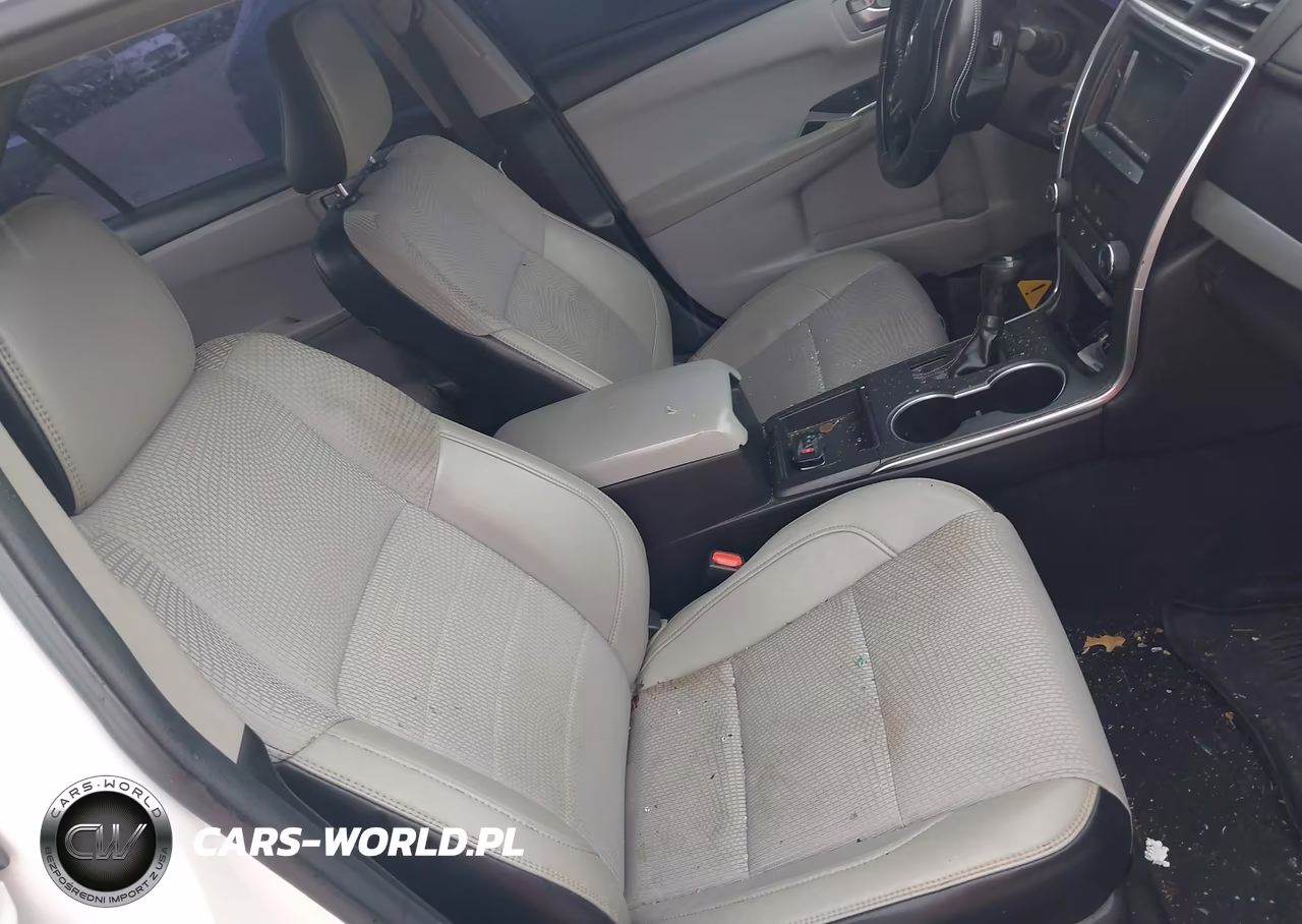 2017 Toyota Camry Se VIN:4T1BF1FK2HU423071 - 5