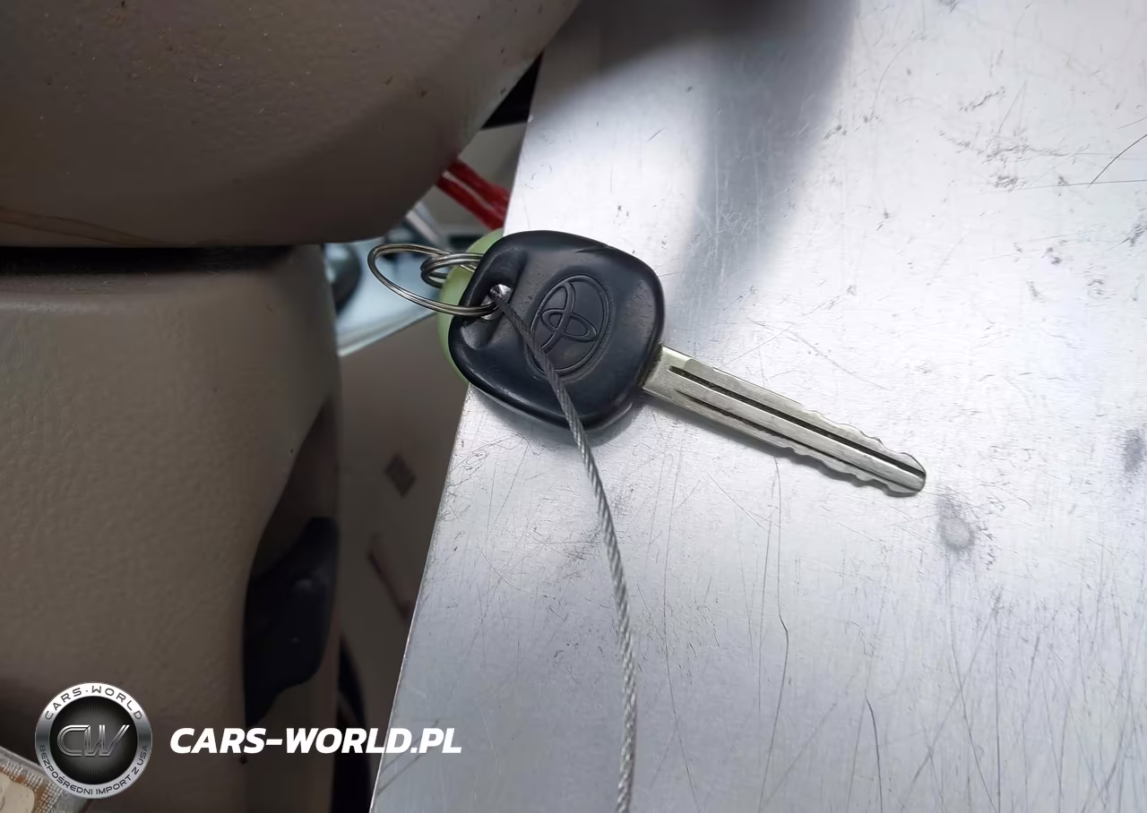 2010 Toyota Sienna Le VIN:5TDKK4CC3AS319407 - 11