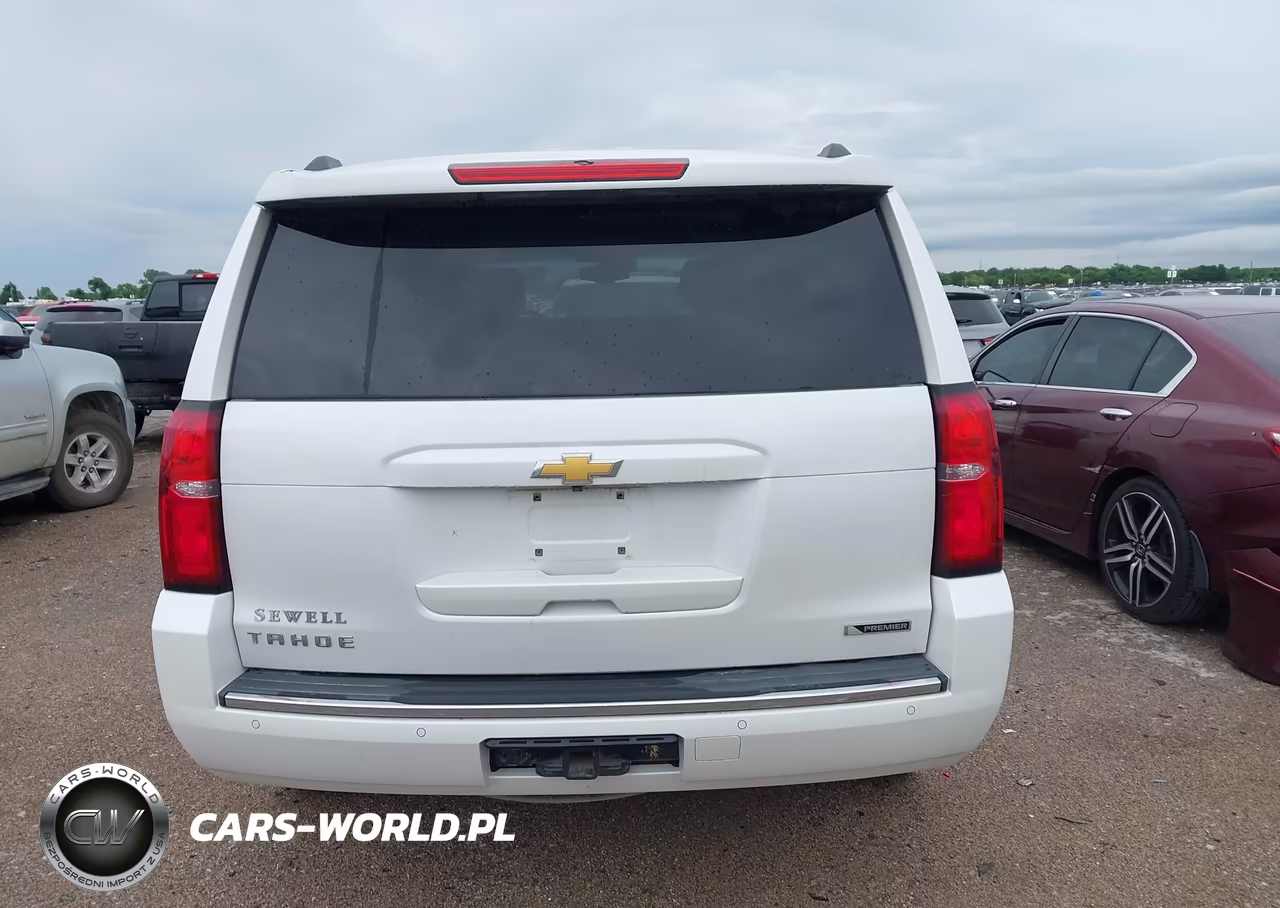 2017 Chevrolet Tahoe Premier VIN:1GNSKCKCXHR208185 - 16