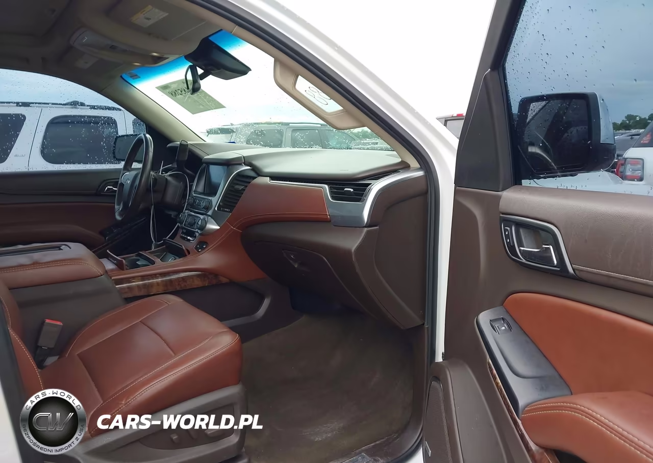 2017 Chevrolet Tahoe Premier VIN:1GNSKCKCXHR208185 - 5