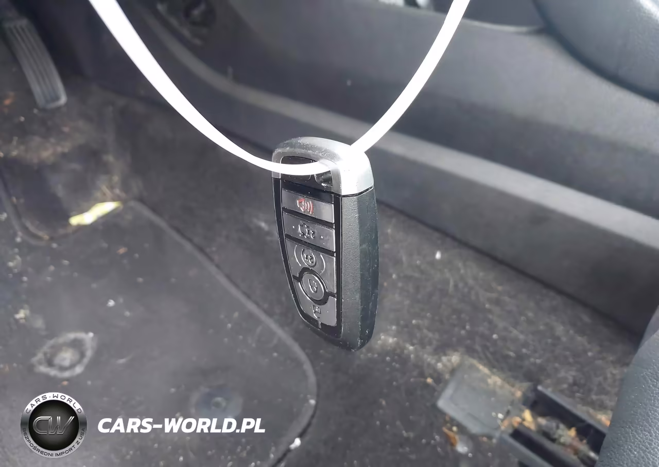 2019 Ford Fusion Titanium VIN:3FA6P0D95KR153027 - 11