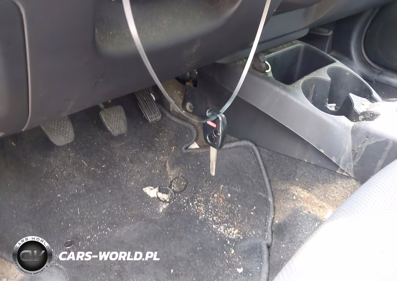 2008 Honda Fit Sport VIN:JHMGD37688S028481 - 11