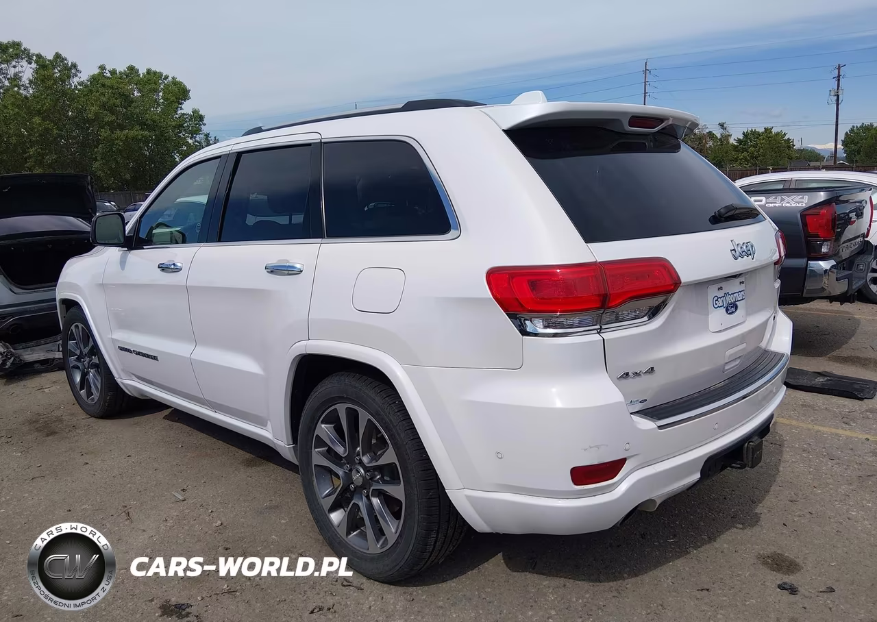 2018 Jeep Grand Cherokee Overland 4X4 VIN:1C4RJFCG6JC230965 - 3
