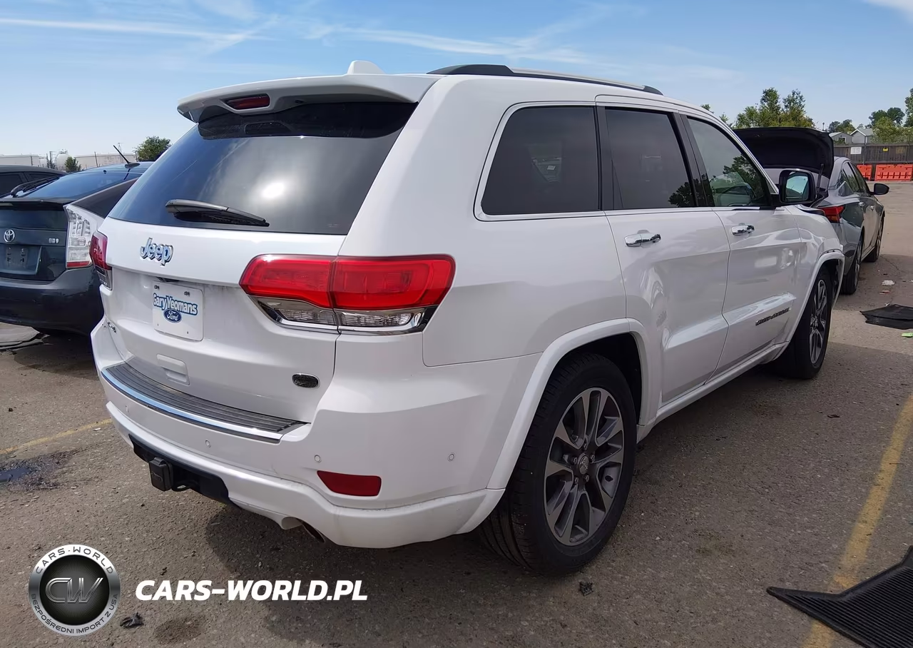 2018 Jeep Grand Cherokee Overland 4X4 VIN:1C4RJFCG6JC230965 - 4