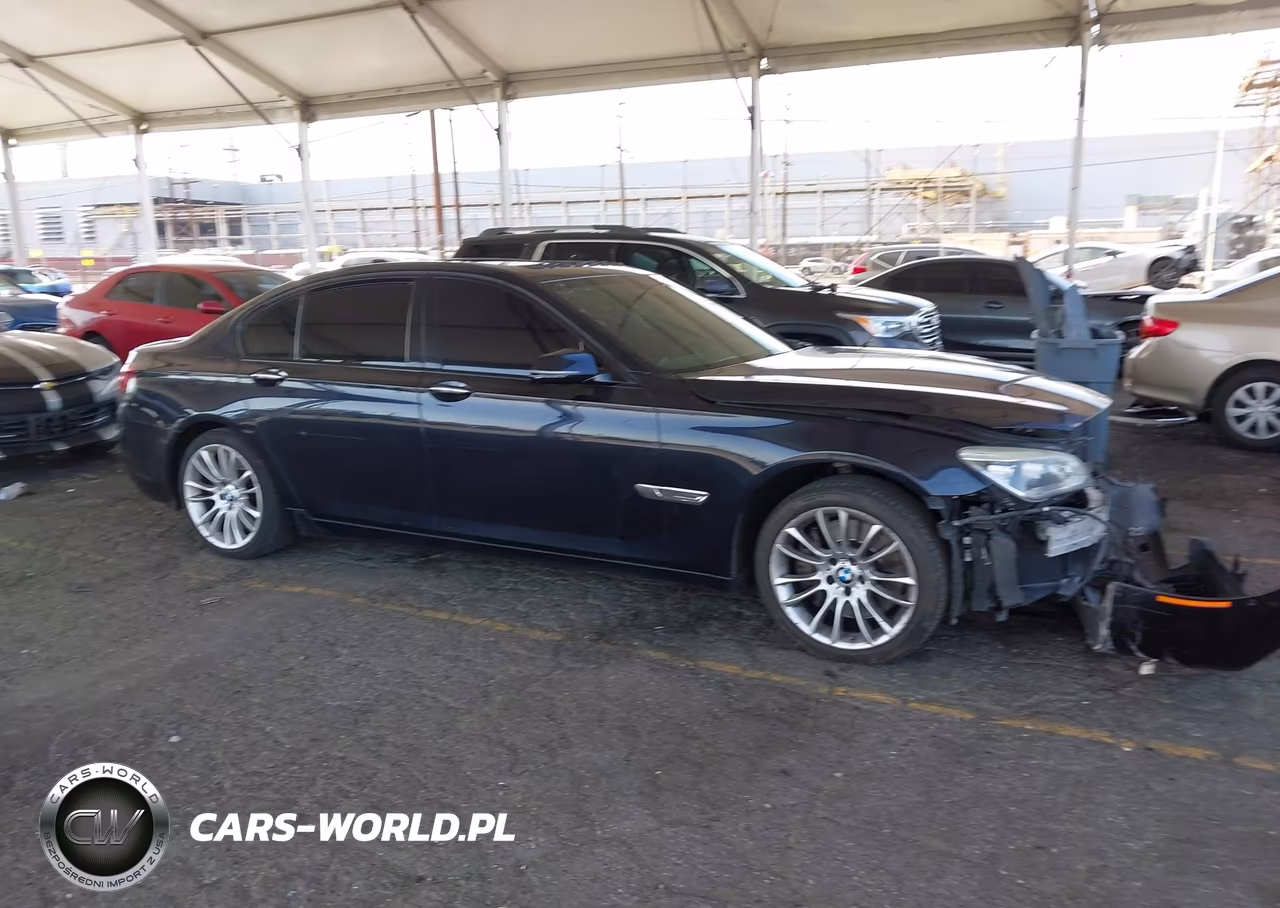 2015 BMW 750I xDrive VIN:WBAYB6C55FD225424 - 13