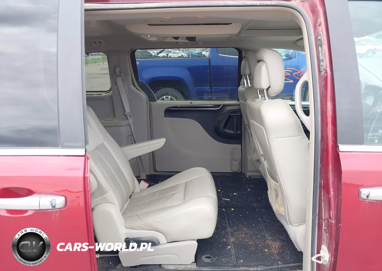 2012 Chrysler Town & Country Limited VIN:2C4RC1GG6CR200284 - 8