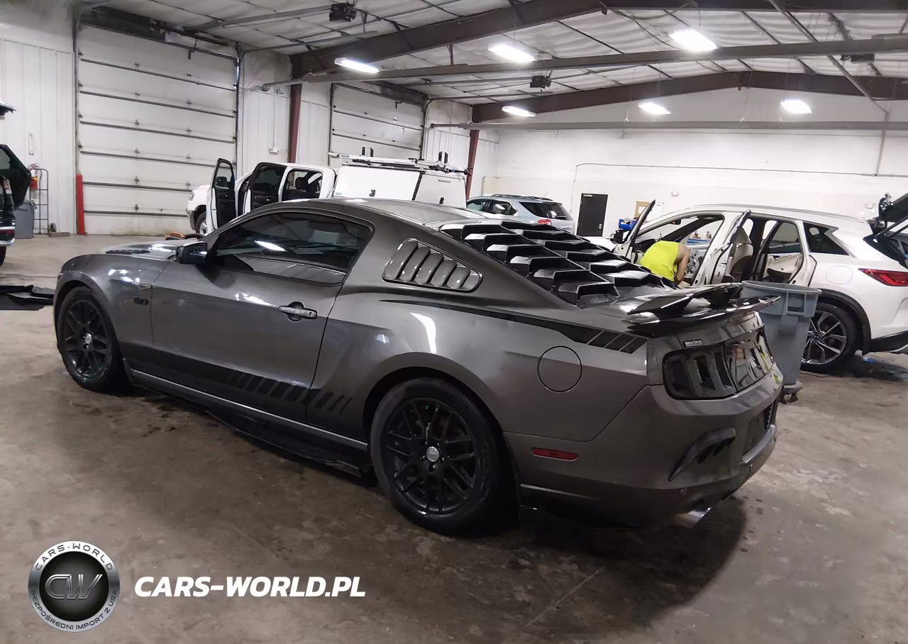 2014 Ford Mustang V6 VIN:1ZVBP8AM0E5281115 - 3
