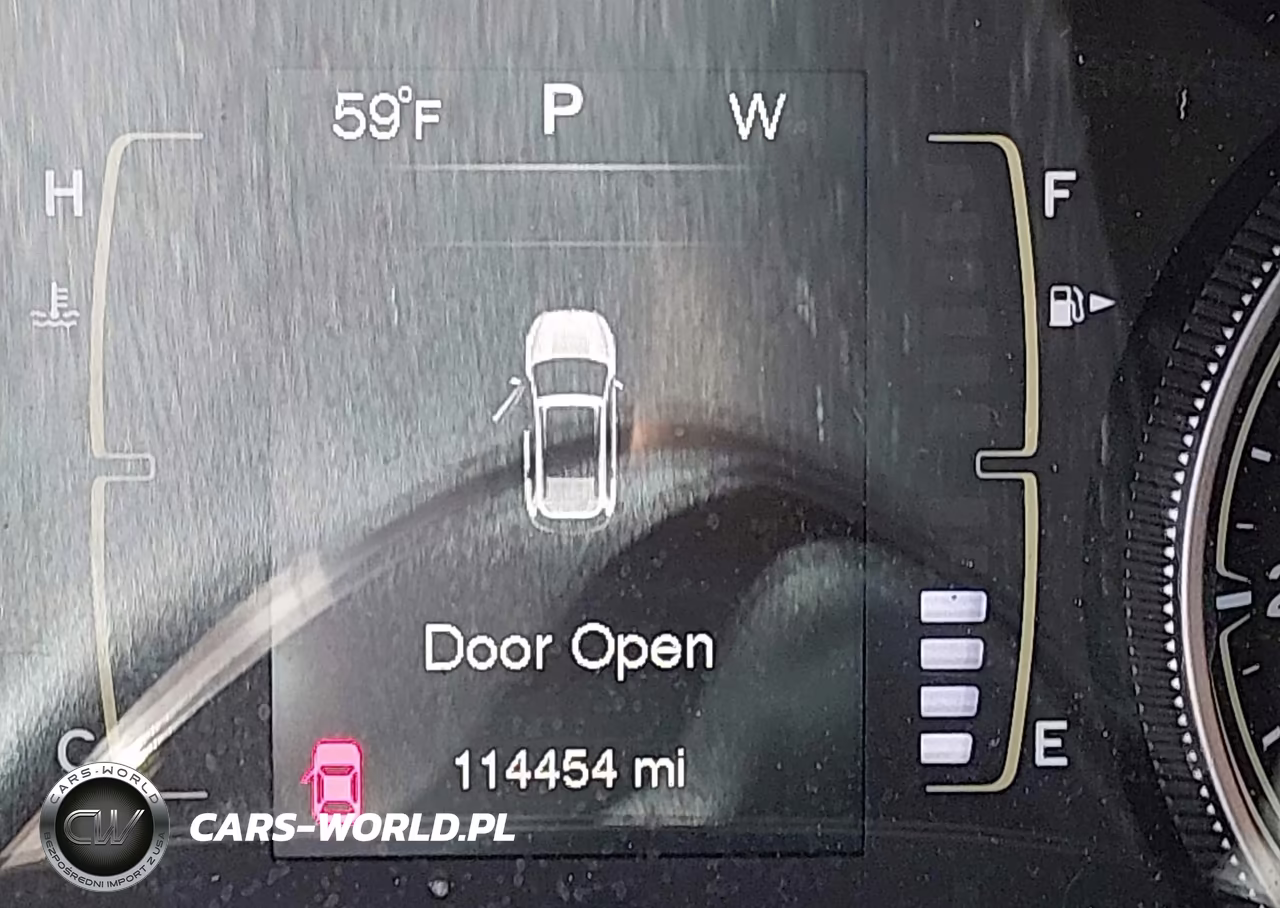 2015 Jeep Cherokee Sport VIN:1C4PJLAB4FW760564 - 15