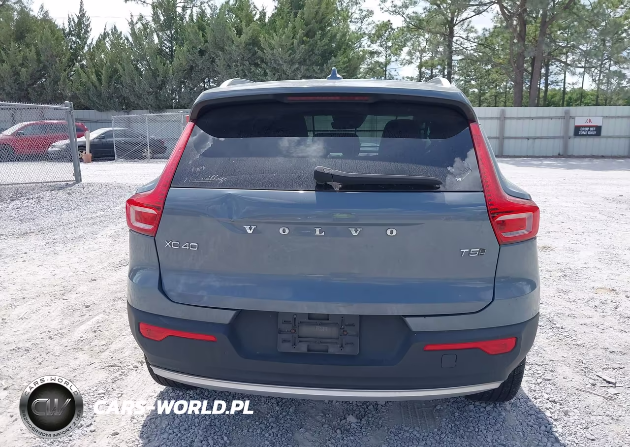 2021 Volvo Xc40 T5 Momentum VIN:YV4162UK0M2542927 - 17