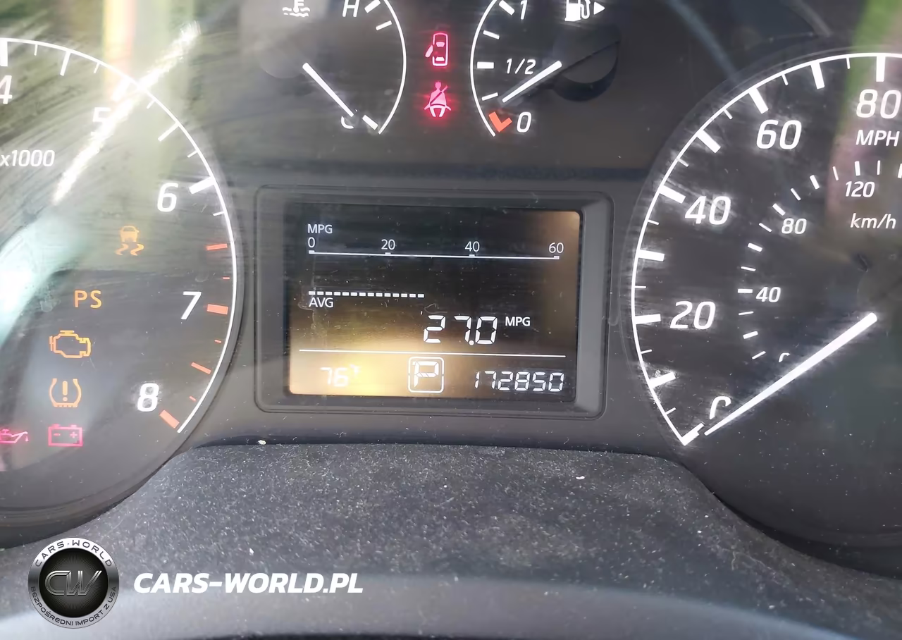 2017 Nissan Sentra S VIN:3N1AB7AP0HY248983 - 7