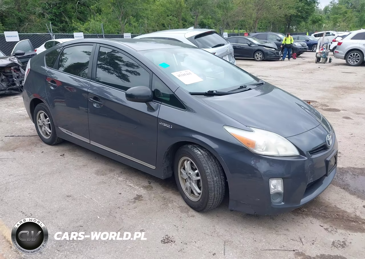 2011 Toyota Prius Three – zdjęcie 1 z 17