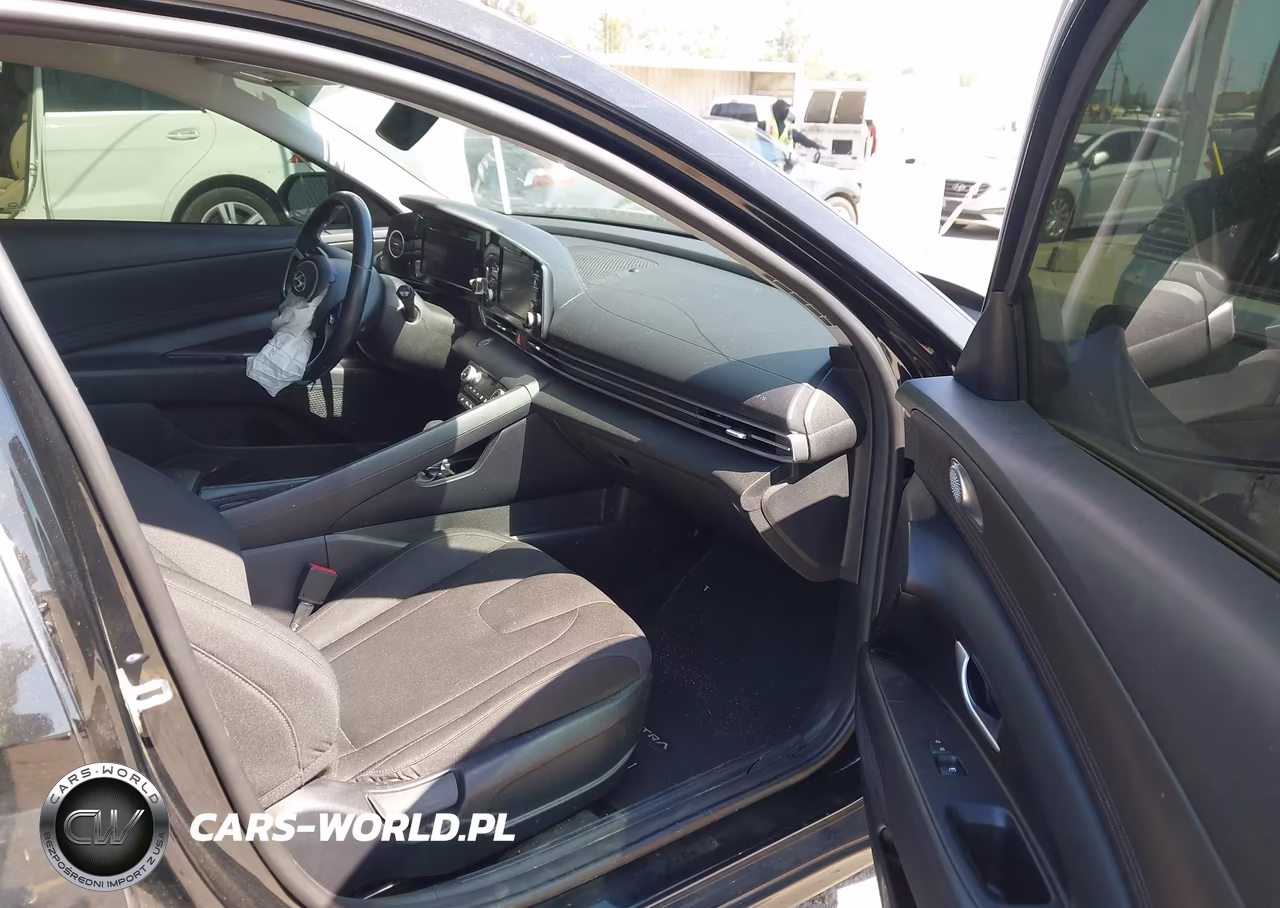 2021 Hyundai Elantra Sel VIN:5NPLS4AG8MH004770 - 5