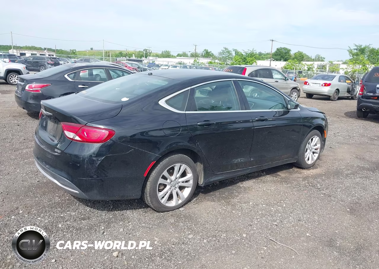 2016 Chrysler 200 Limited VIN:1C3CCCAB6GN124247 - 4
