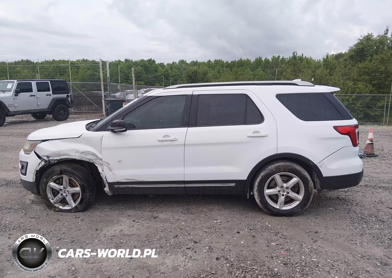 2016 Ford Explorer Xlt VIN:1FM5K7D82GGB01367 - 13