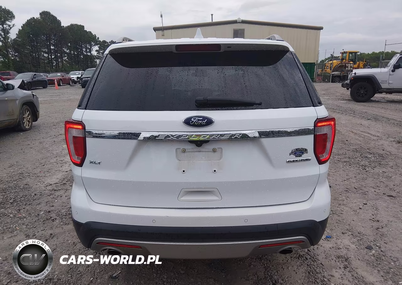 2016 Ford Explorer Xlt VIN:1FM5K7D82GGB01367 - 15