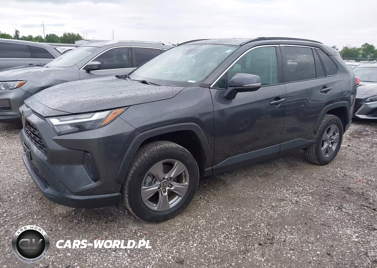2022 Toyota Rav4 Xle VIN:2T3P1RFV0NW257049 - 2